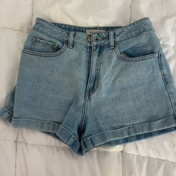 PacSun Pants - Lightwash Denim Shorts